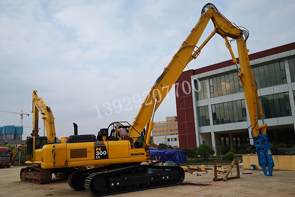 【挖掘機拆樓臂】什么是挖掘機拆樓臂？